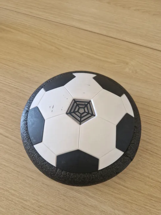 Bola de Futebol Flutuante