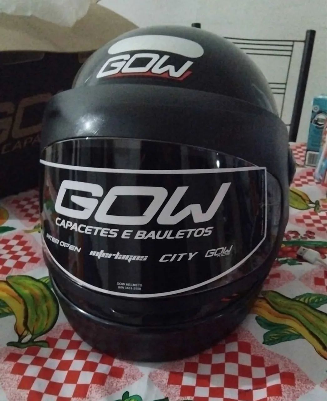 Capacete GOW Preto