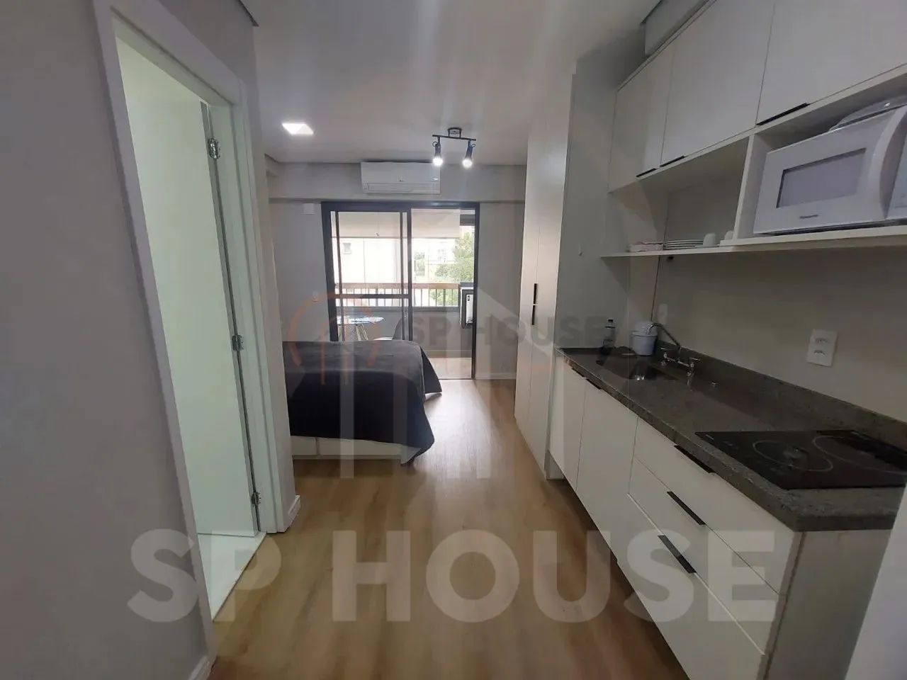 LOCAÇÃO APARTAMENTO STUDIO NO BROOKLIN 25M²
