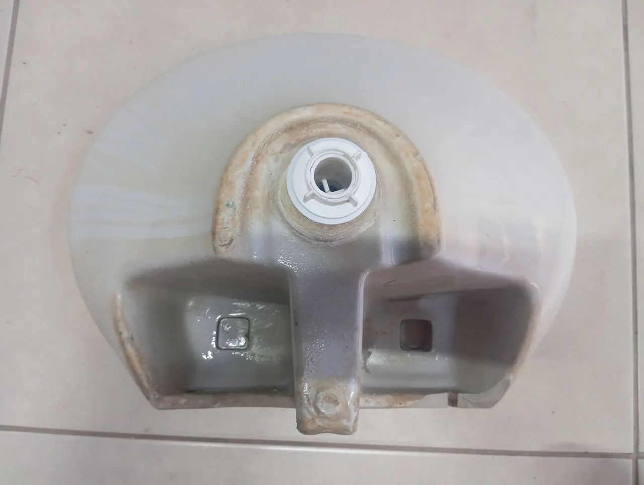 Cuba de cerâmica para banheiro - Foto 2