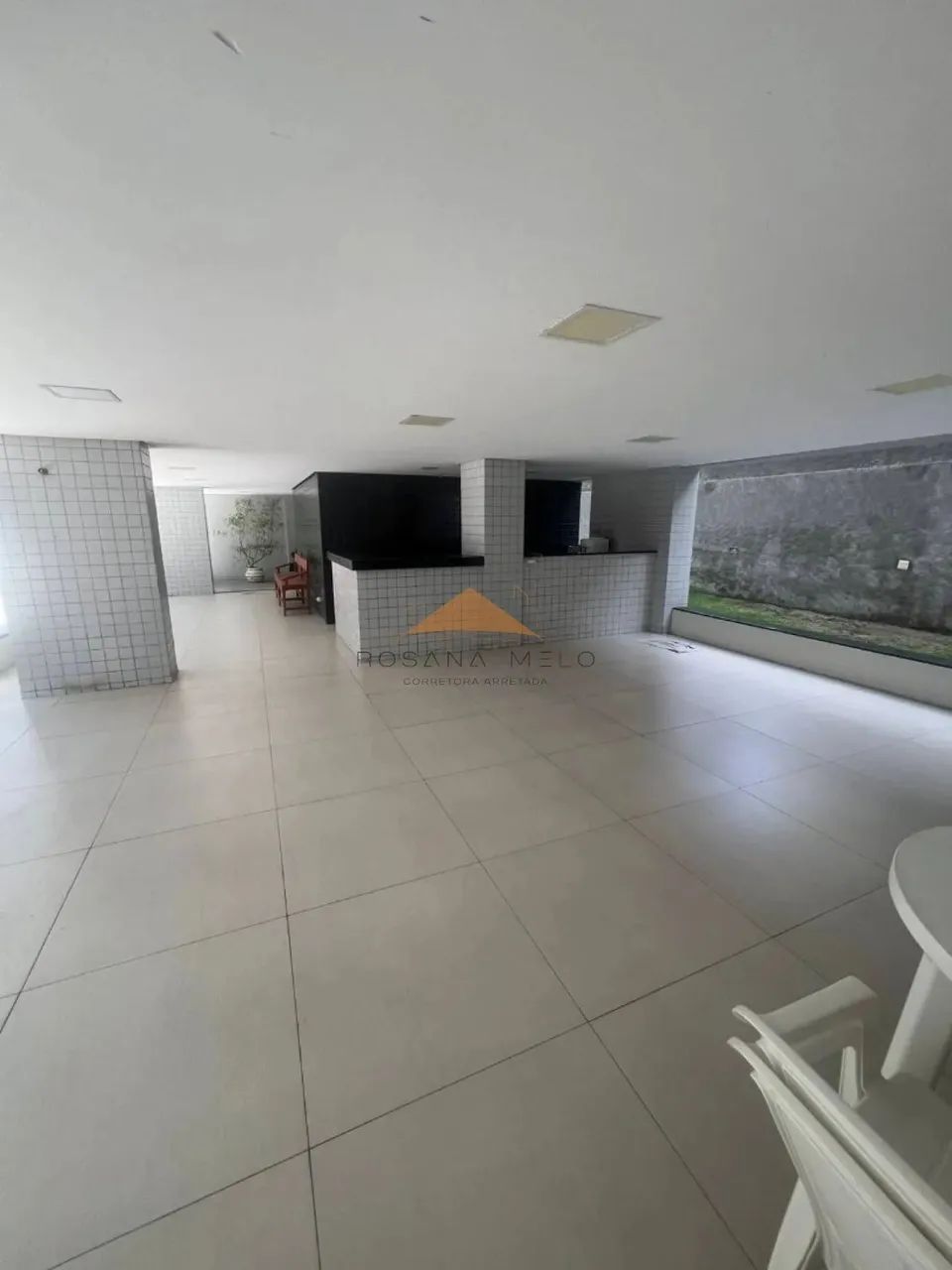 EDIFICIO PAIOL 3 QUARTOS 2 SUITES 2 VAGAS 180m BOA VIAGEM SETUBAL