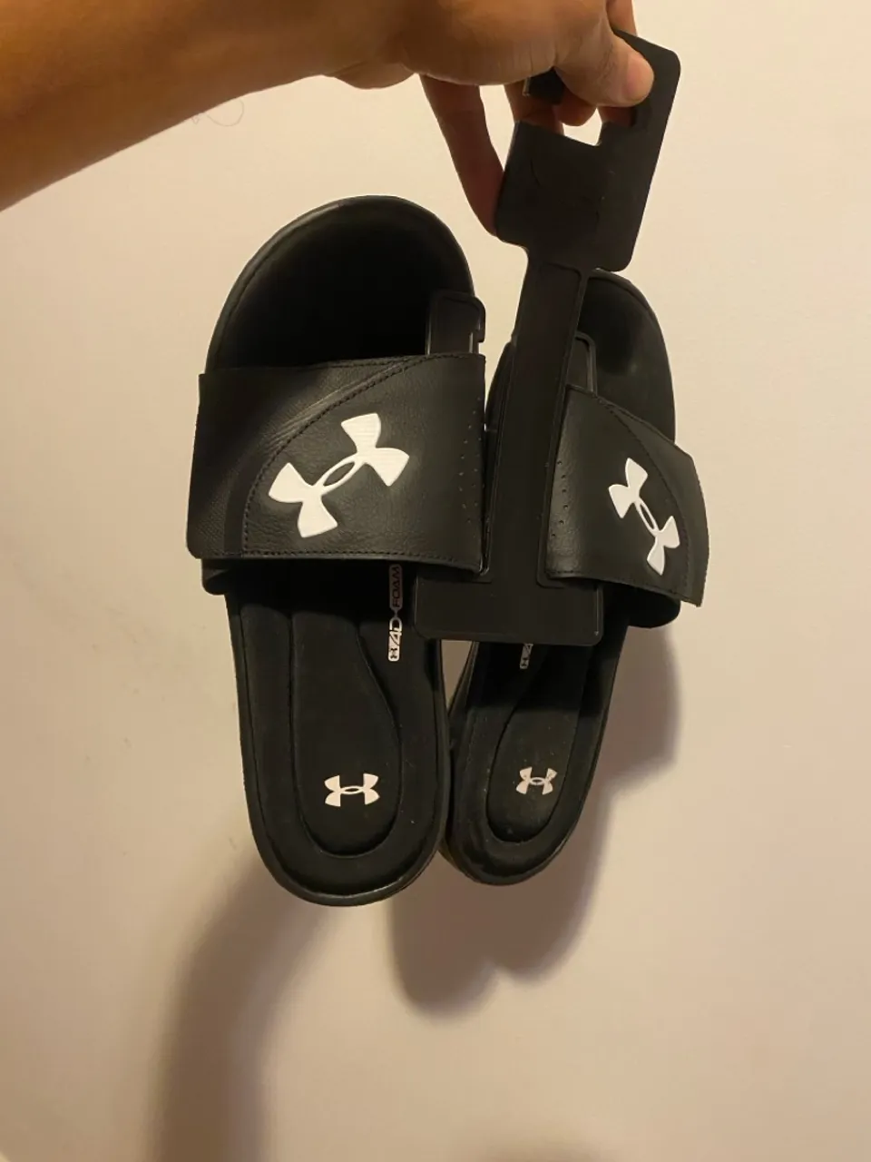 Vendo chinelo under armor