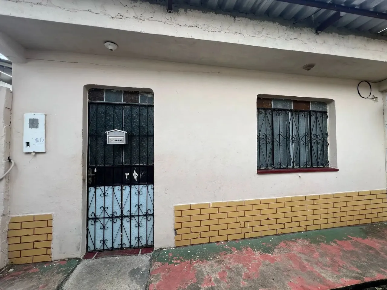 Vende-se uma casa na Compensa próximo a escola Gislandy