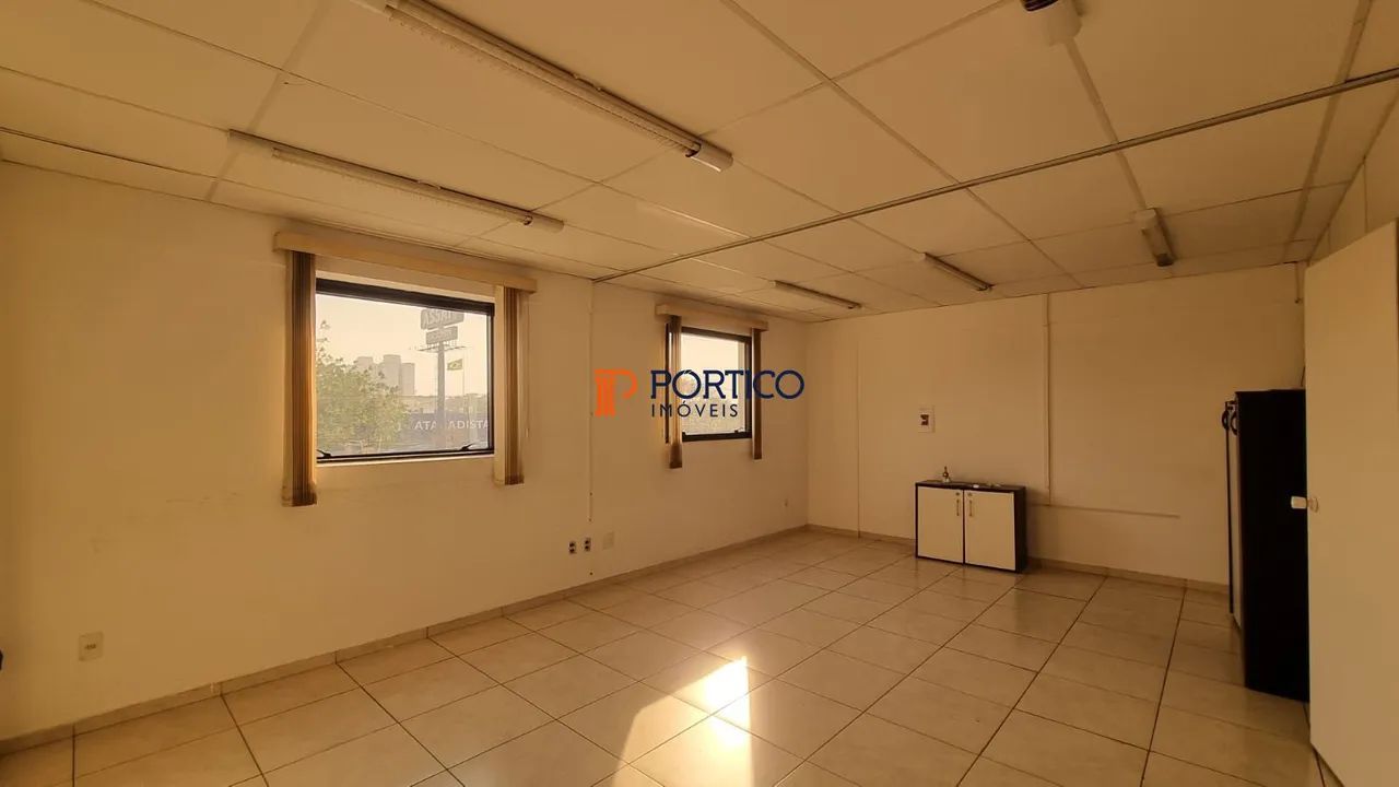 Sala comercial para locação no centro de Paulínia-SP
