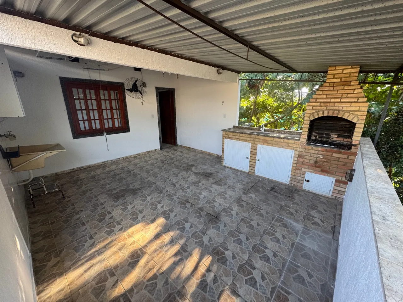 Alugo casa de 2 quartos em vila no centro da taquara 