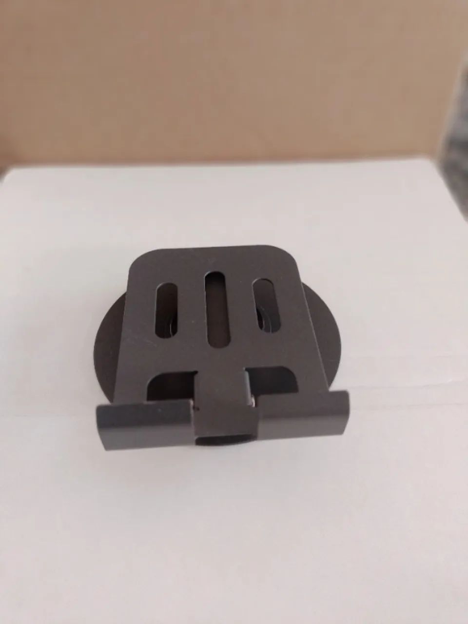 SUPORTE PARA CELULAR / TABLET, EM METAL (NOVO) - Foto 4