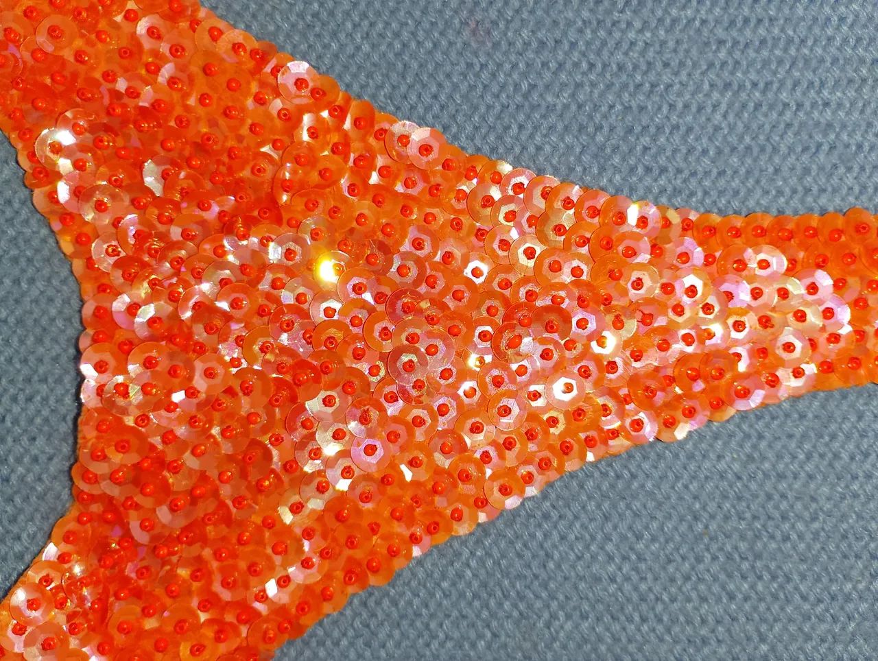 Biquíni Passista Carnaval coral de Paetês - Foto 3