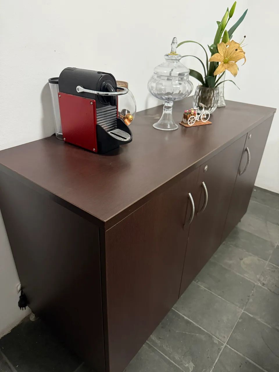 Mobile with 3 doors64364009274371120