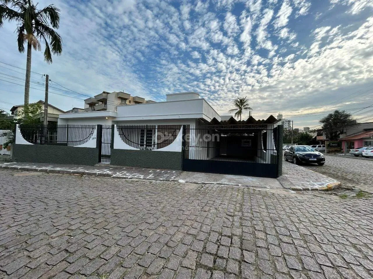 Casa para aluguel, 3 quartos, 3 vagas, Centro - Tubarão/SC