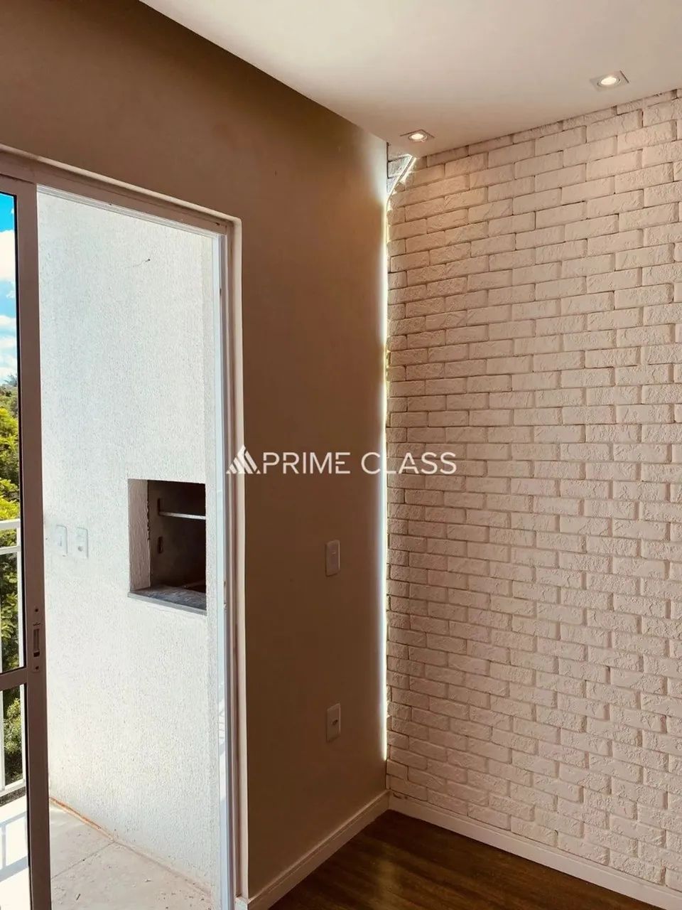 Aluga - se apartamento 02 dormitórios Bairro - Olaria - Foto 2