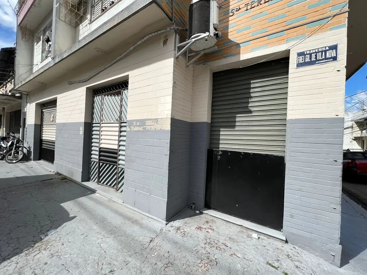 Ponto Comercial na O de Almeida