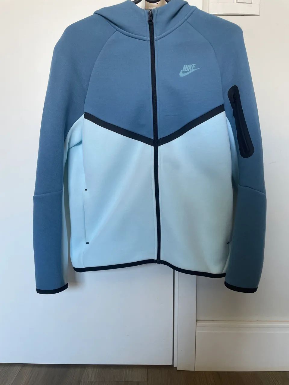 Jaqueta Nike Tech 