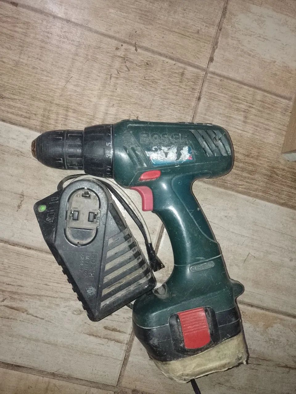 Parafusadeira com defeito 