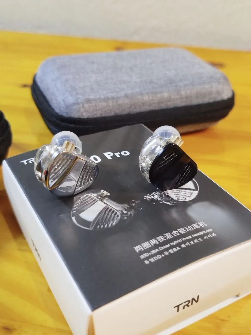 Fone Profissional TRN V10 Pro - grátis bag - Lacrado! - Foto 6