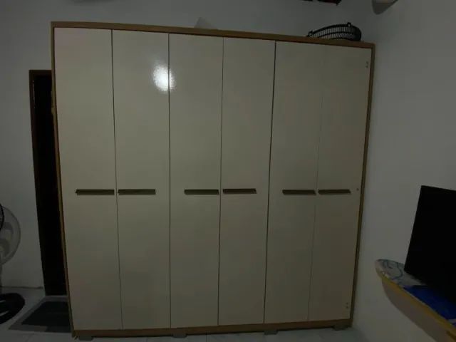 Guarda roupa 6 portas  - Foto 2