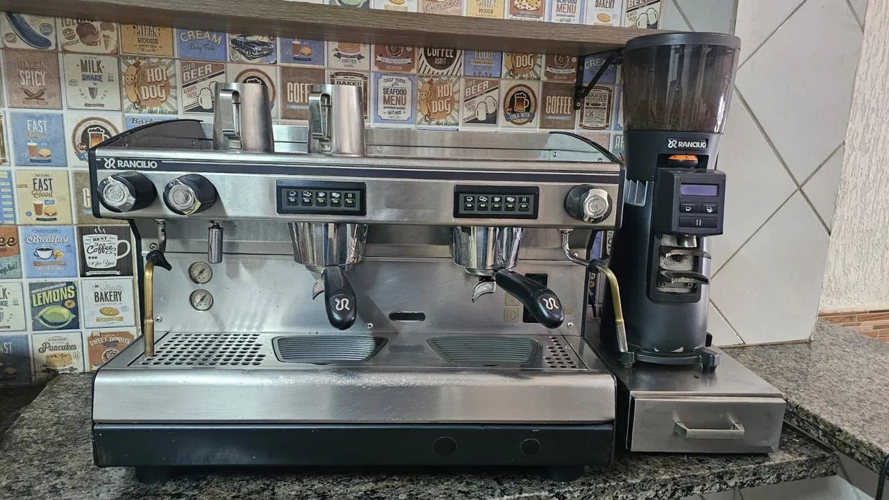 Máquina de café profissional Rancilio com moinho<br> - Foto 3