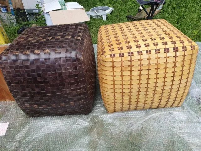 2 Pufes de couro - Foto 2