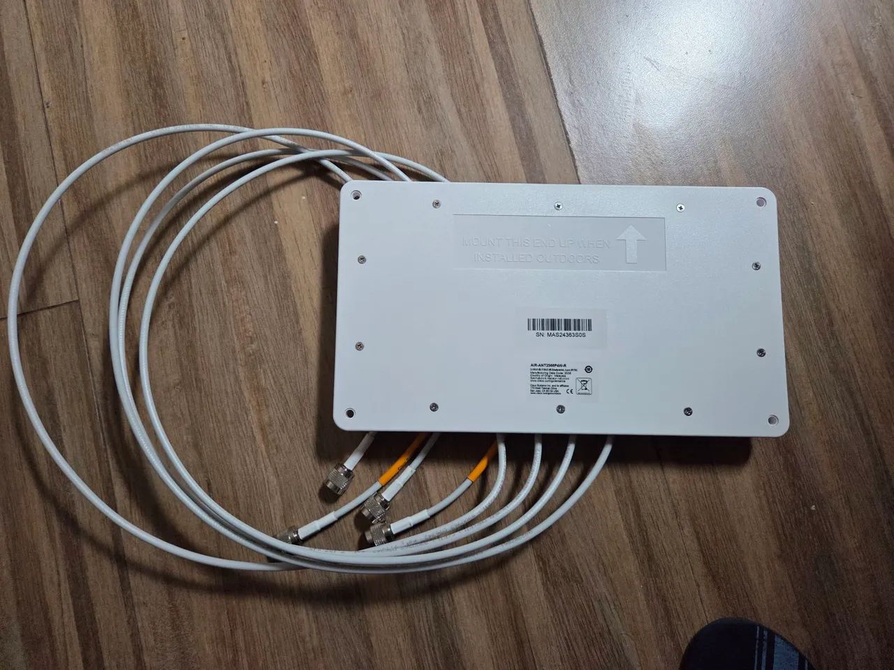 3x  Antena Direcional Cisco Wi-Fi Dual-Band (AIR-ANT2566P4W-R) - Foto 2