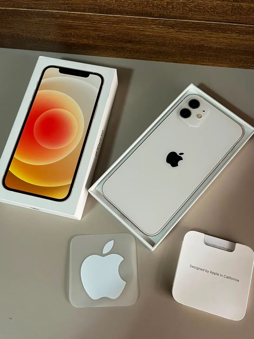 IPHONE 12 - 64GB