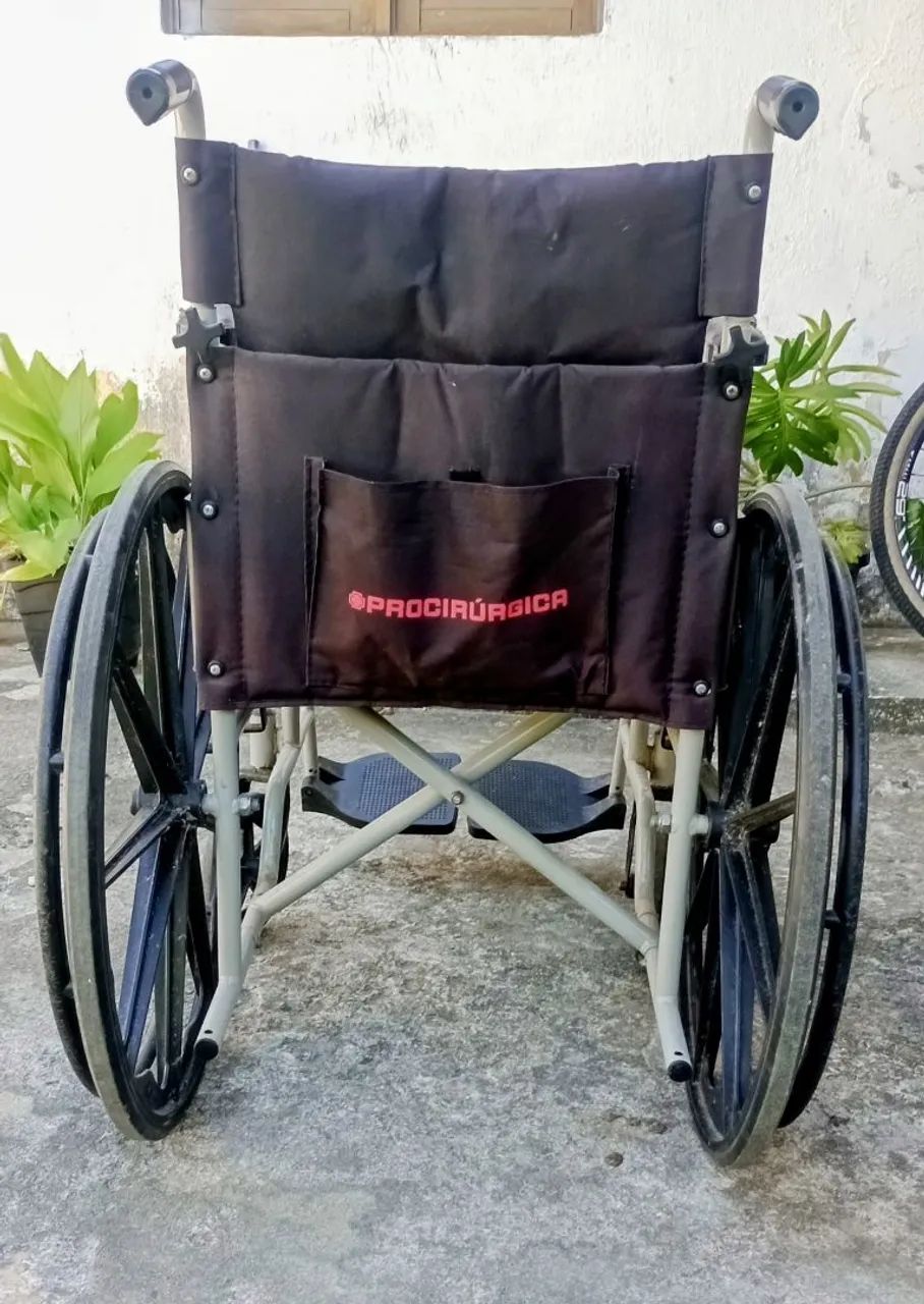 Cadeira de rodas  - Foto 2