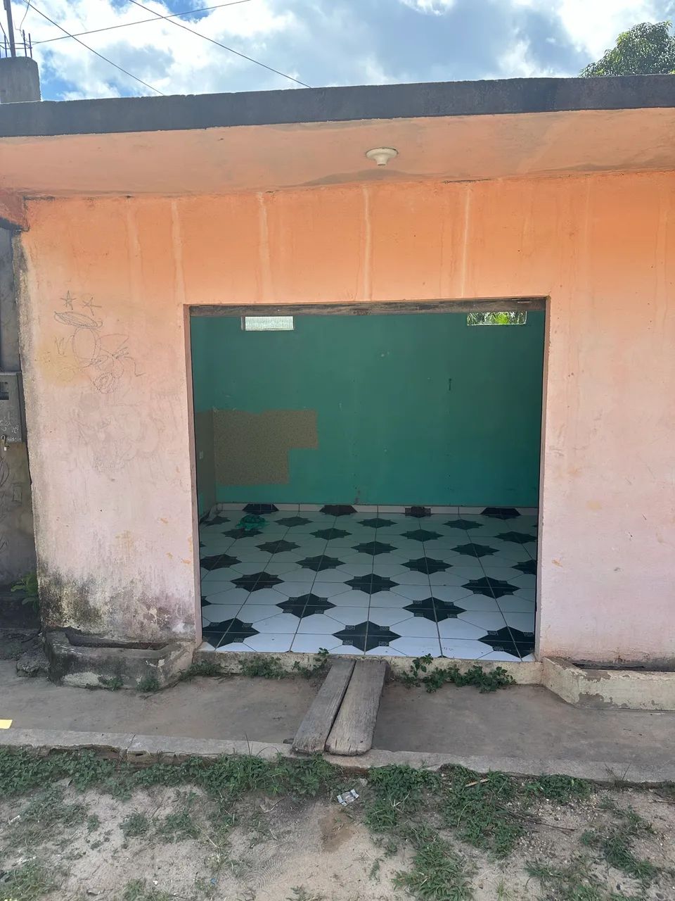 Casa com ótima localização  com ponto comercial  - Foto 2