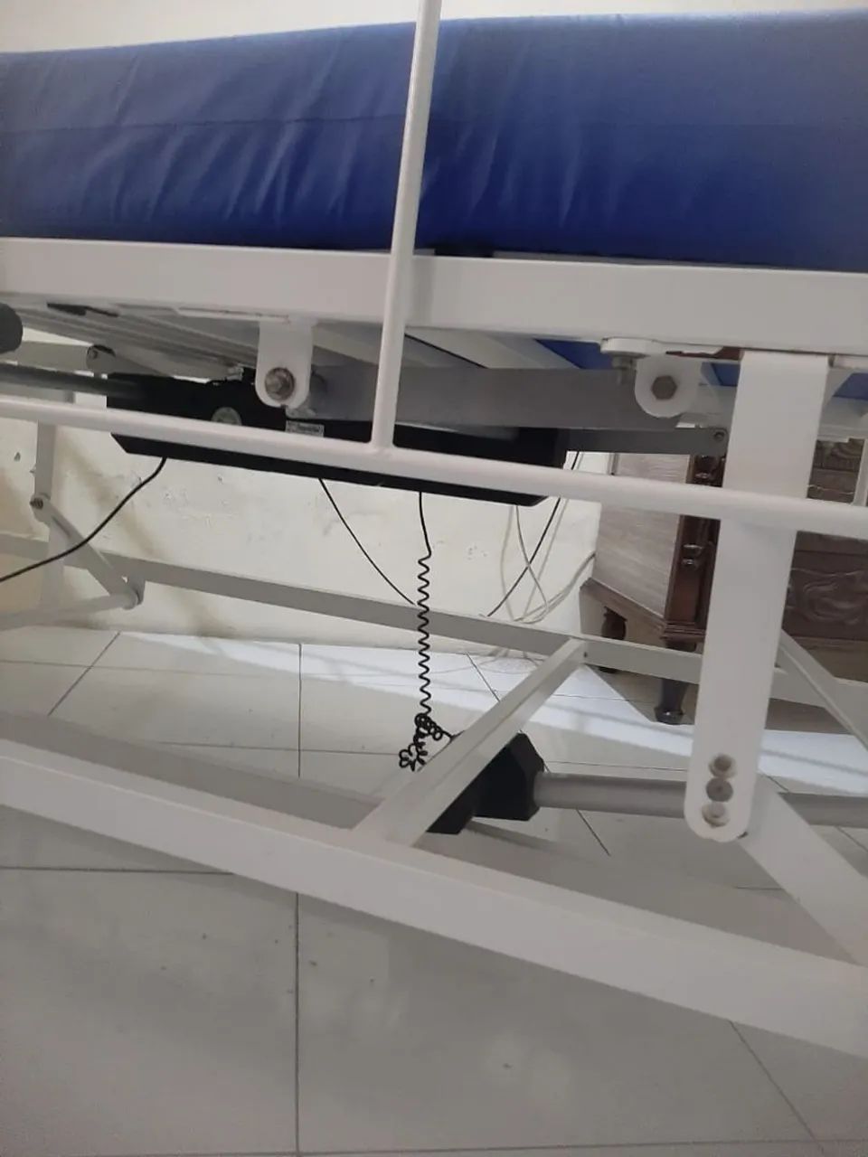 CAMA HOSPITALAR MOTORIZADA 