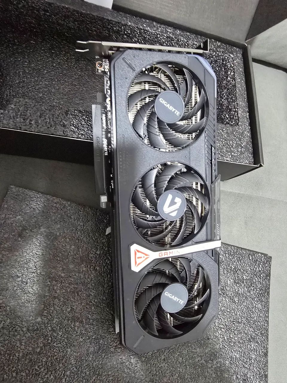 Rtx 5060Ti 16GB  - Foto 4