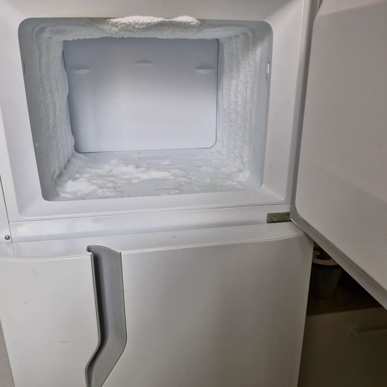 Geladeira Eletrolux 260L - Foto 3