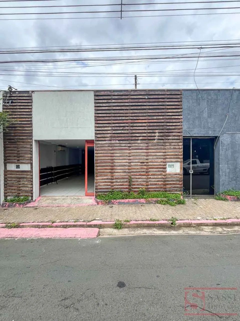 Sala Comercial em VILA SAO JOAO