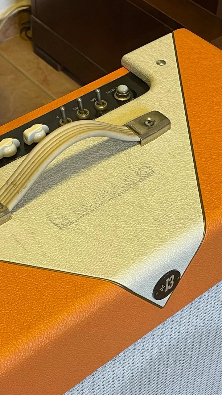 Amplificador de guitarra Divided by 13 SJT Boutique USA (ñ two rock matchless)