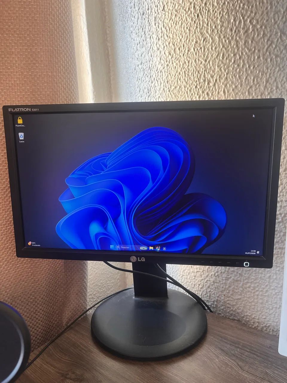 MONITOR LG 20 resolução HD - Foto 4