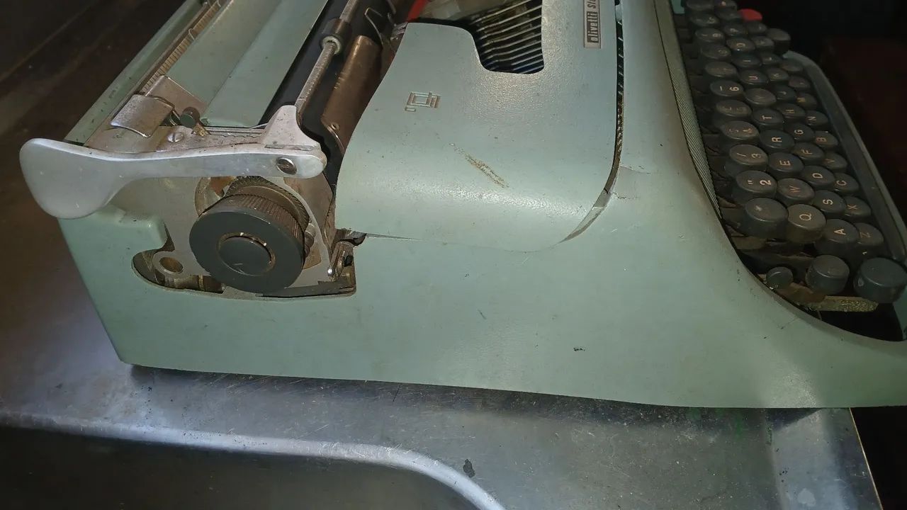 Máquina de escrever olivetti - Foto 2