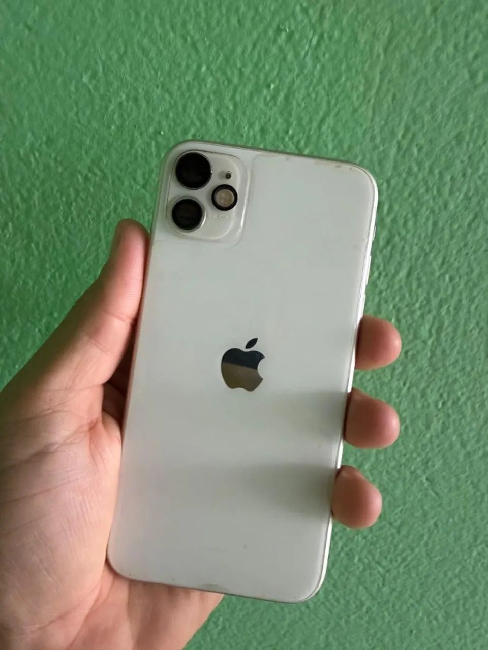 vende-se iphone 11 branco - 64g - Foto 5