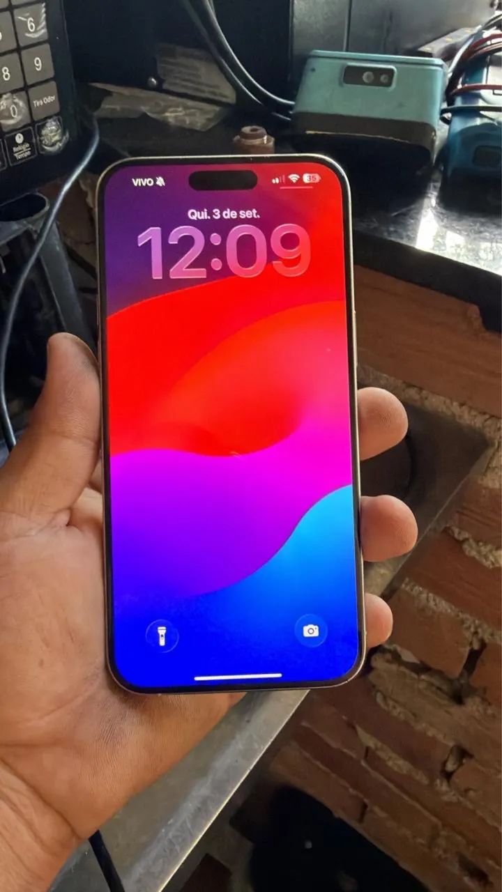 Iphone 15 pro Max - Foto 3