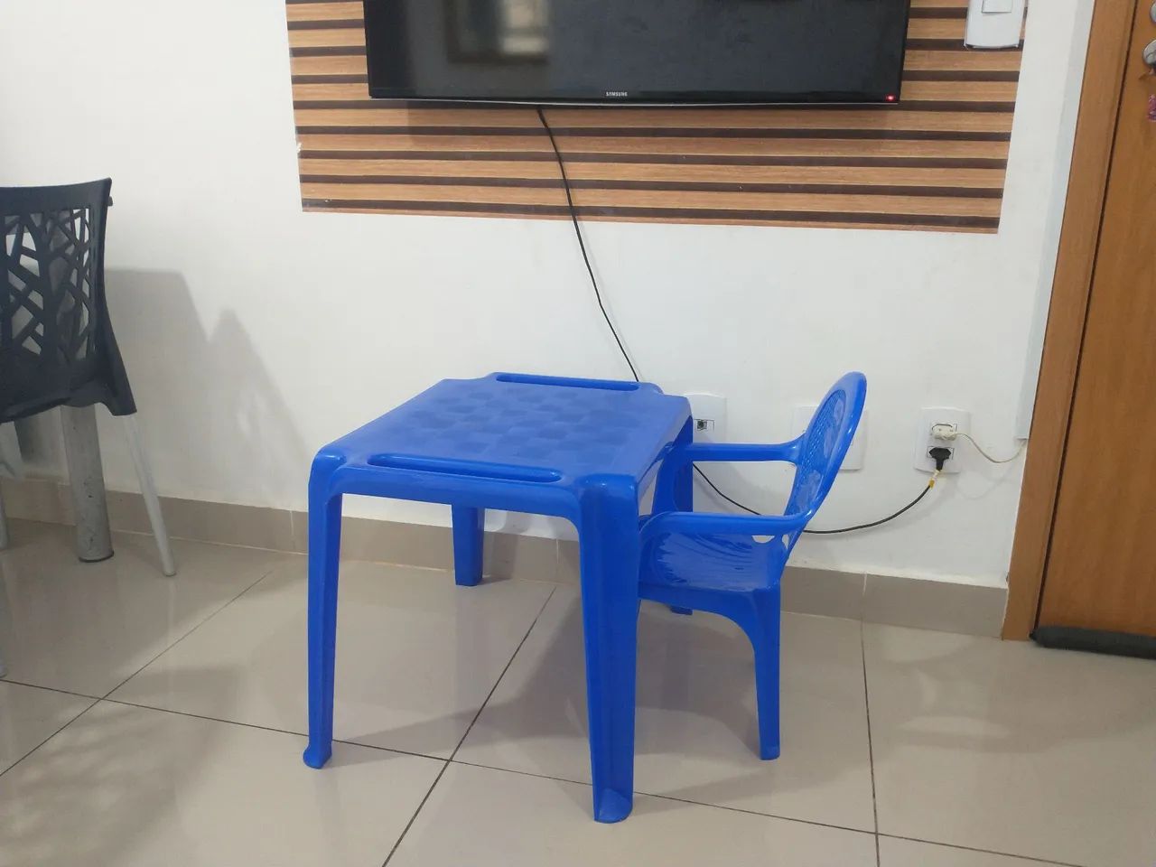 Mesa e cadeira infantil Tramontina  - Foto 2