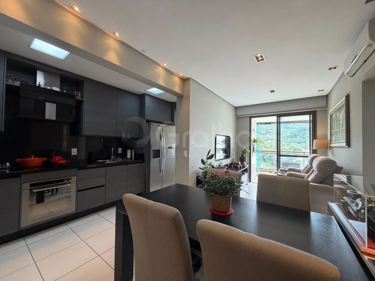 Apartamento de 60m² com 2 quartos no Itacorubi - Foto 3