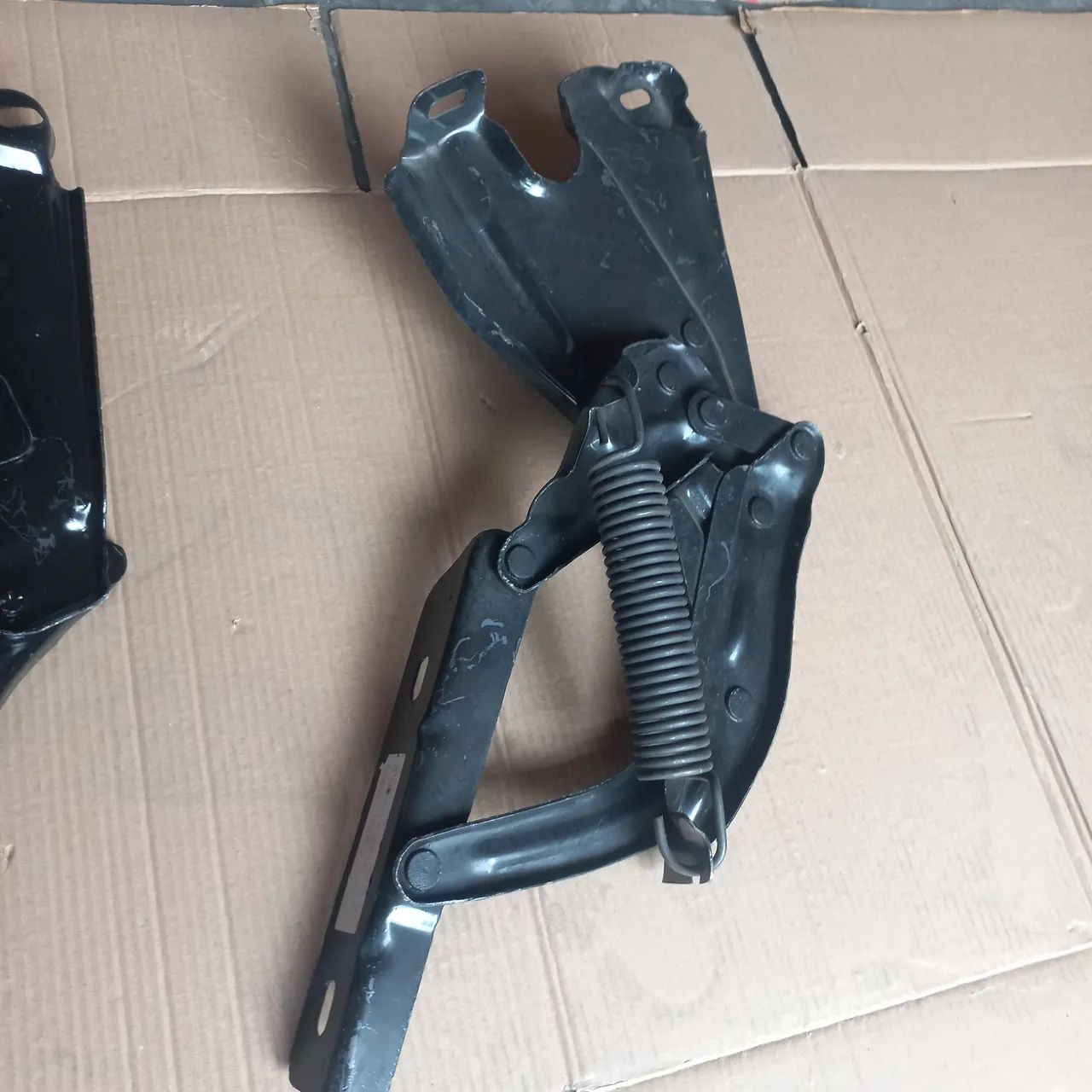 dobradica capo ford f1000 f600 f11000 esq direita - Foto 3