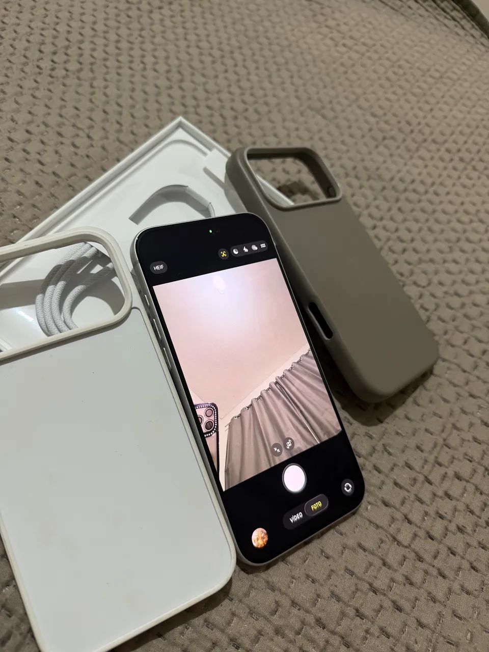 17 pro max silve novo  - Foto 3