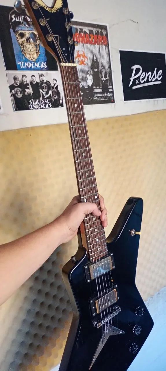 Guitarra Dean ZX Explorer - Foto 3