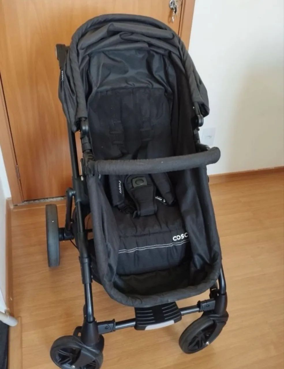 carrinho de bebê cosco travel system preto - Foto 5