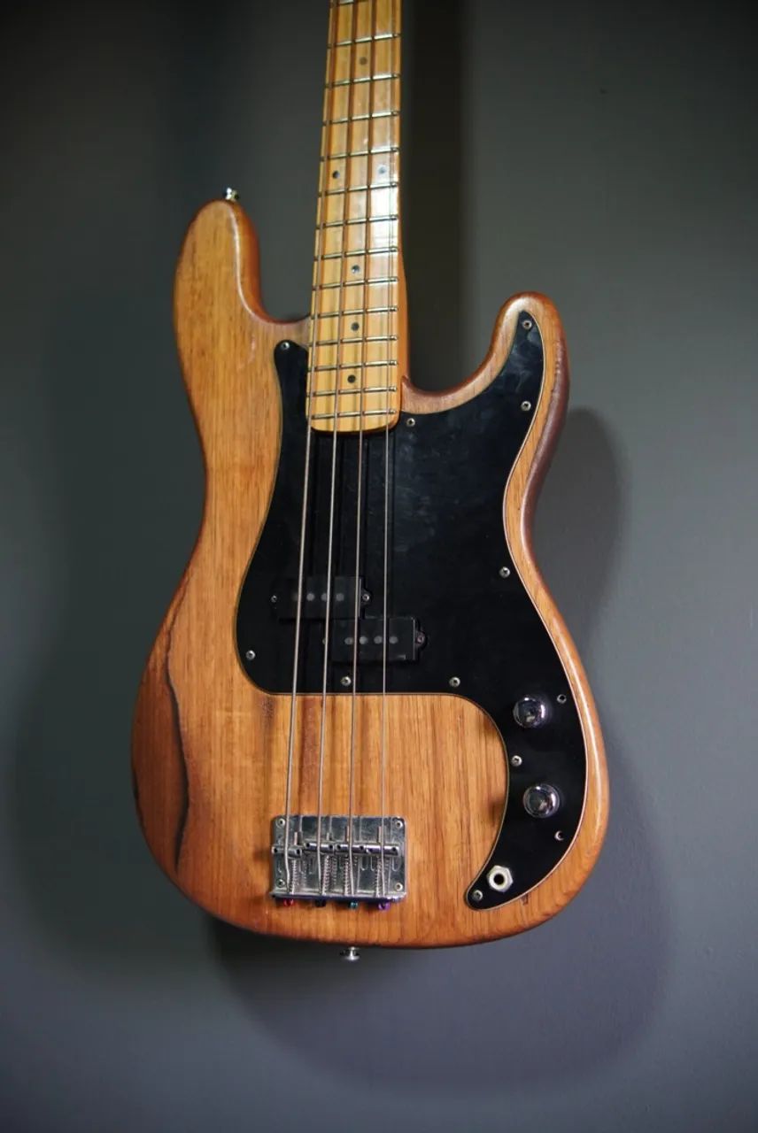 おまけ多数 photogenic Precision Bass Type Precision Bass 4 Cordas - Instrumentos musicais - Taguatinga Norte