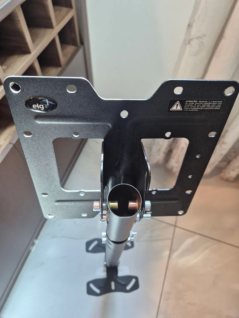 Suporte de teto para tv elgin 