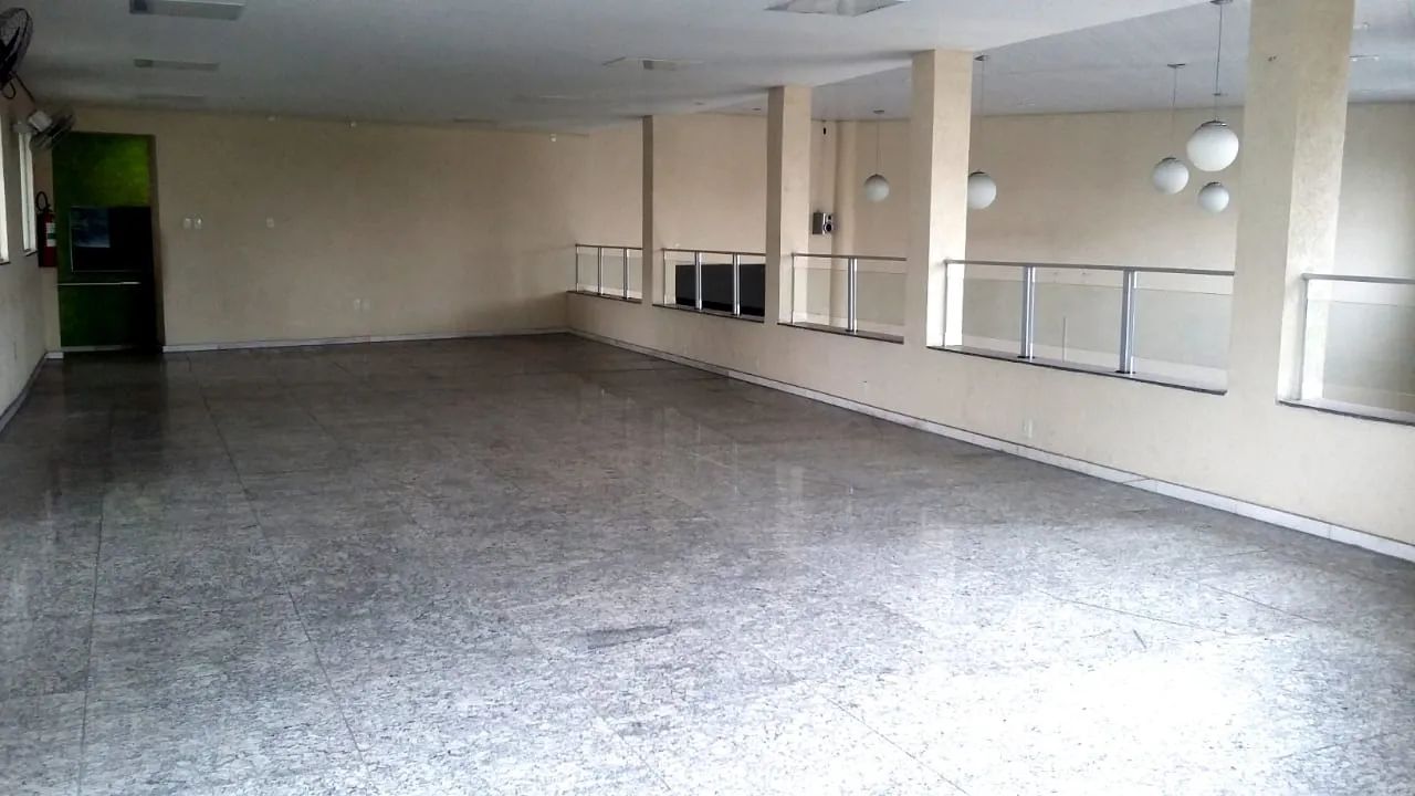 Prédio com 03 pavimentos