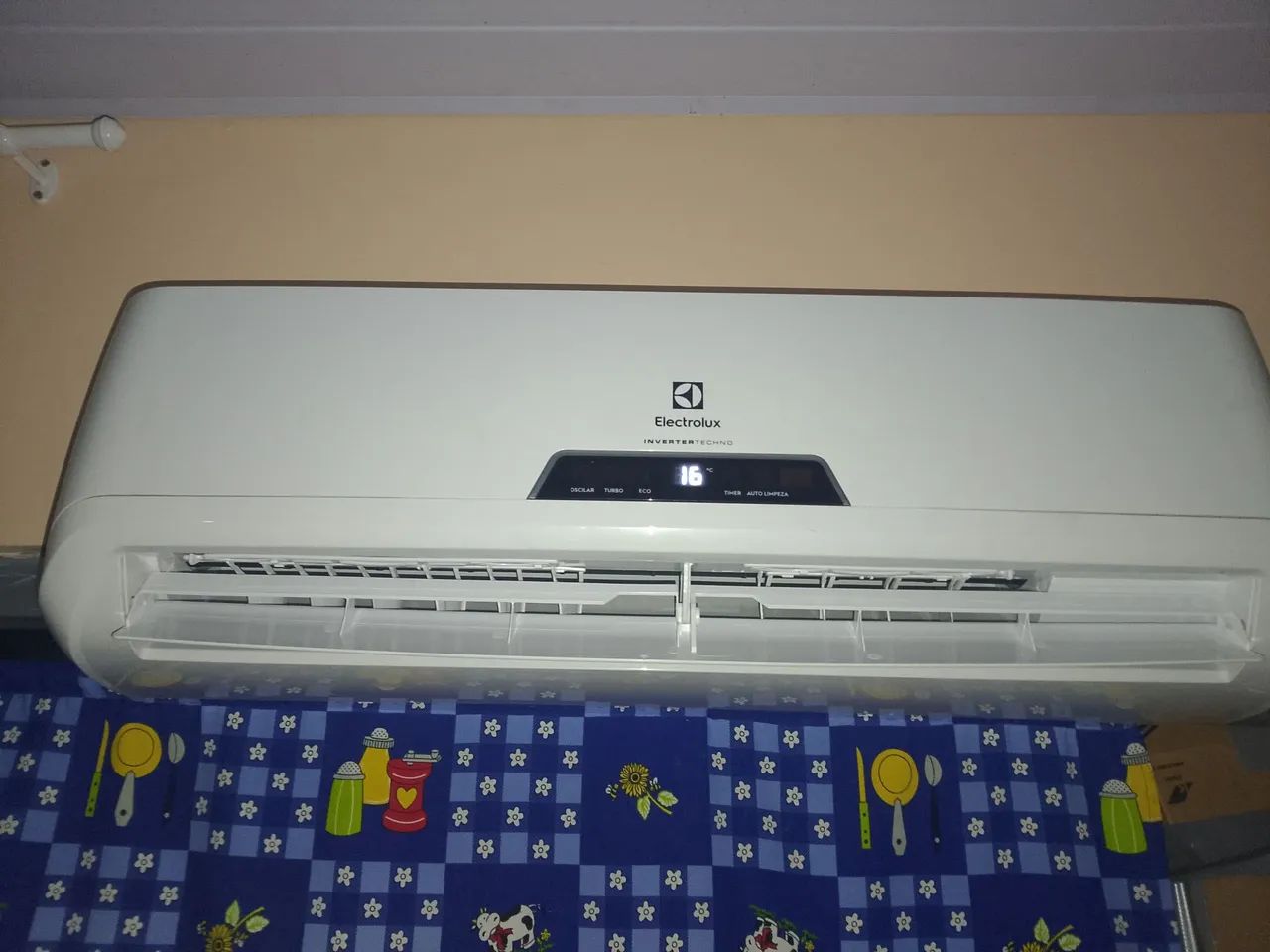 SPLIT ELECTROLUX INVERTER 12.000 BTUS 