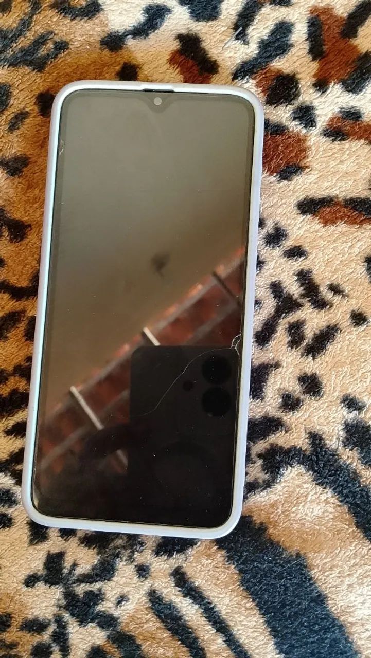 Celular A20 pra retirada de peças ou concerto.. - Foto 2