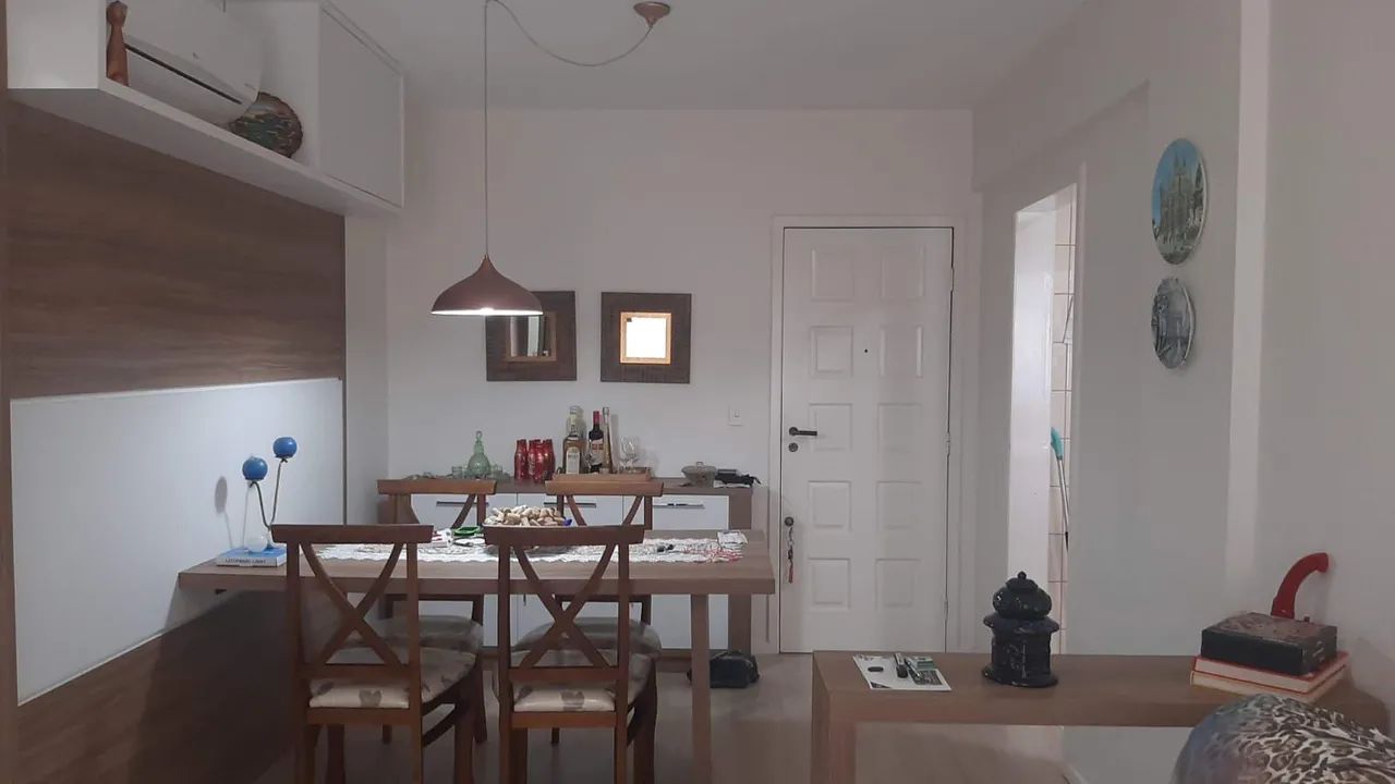 Apartamento em Coqueiros 2 Dorm  - Foto 2
