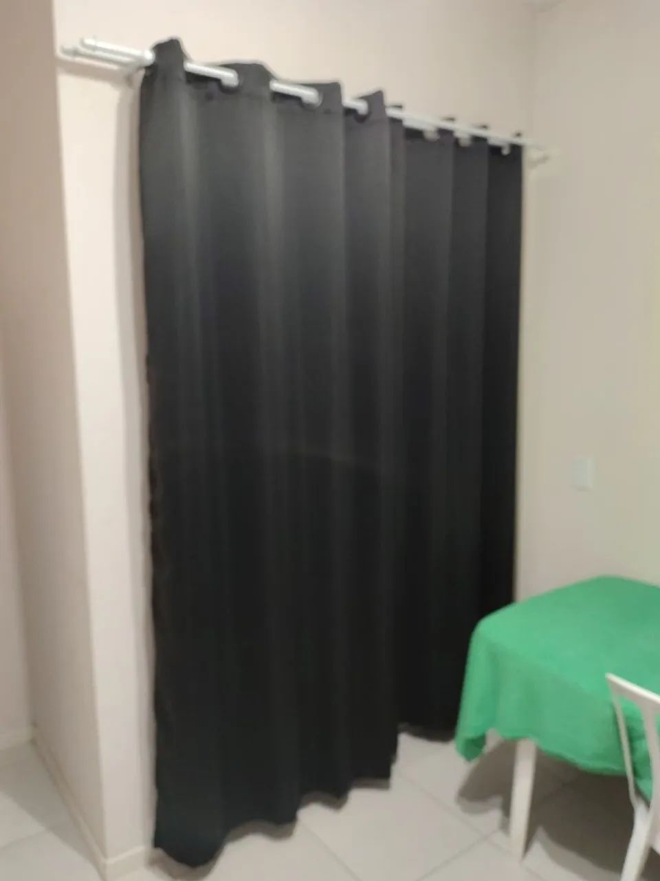 LOCAÇÃO DE QUARTO INDIVIDUL PARA MULHER C/LUZ, ÁGUA E INTERNET - Foto 5