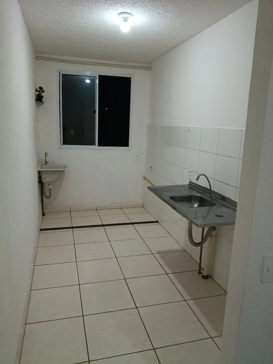 ALUGA-SE APARTAMENTO - TOTAL VILLE PITANGUEIRAS? - Foto 3