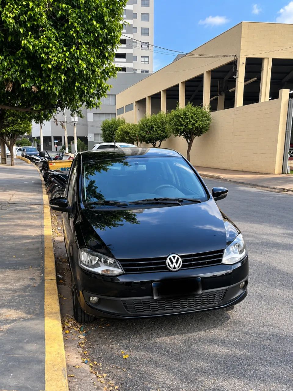 Volkswagen Fox 1.0 MI Total Flex 8V 5P 2012 - Foto 3