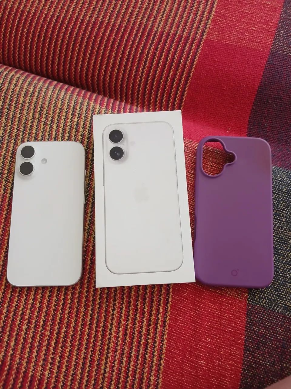 iPhone 16 256gb novo